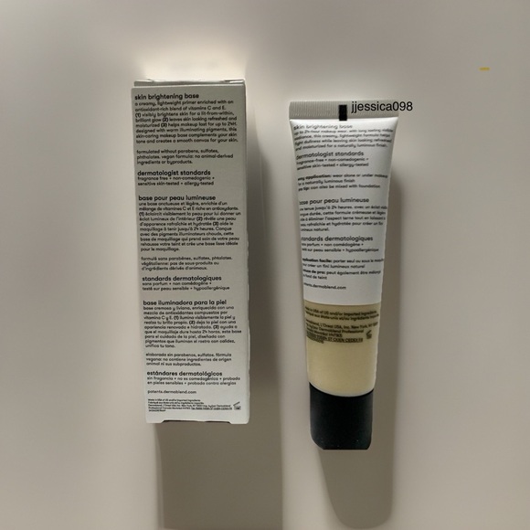 Dermablend Brillant Base Illuminating Primer with Vitamins C & E - Picture 2 of 9